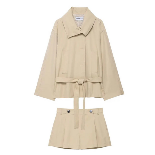 Trenchcoat with Waist Belt