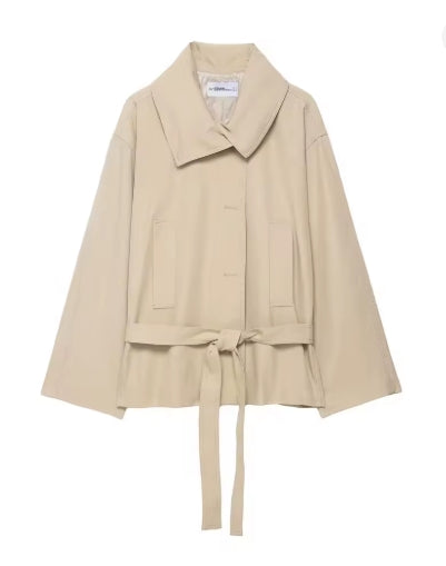 Trenchcoat with Waist Belt